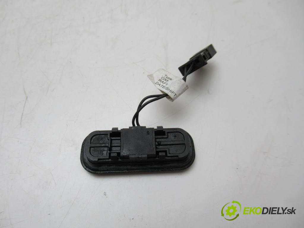 Opel Astra IV J  2011  KOMBI 5D 1.7CDTI 125KM 09- 1700 klika zadní část dveří 13298054