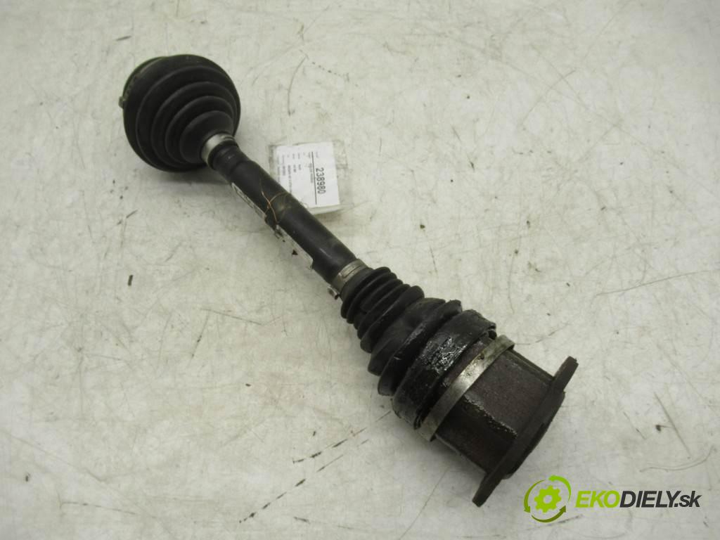 Audi A4 B8  2009  SEDAN 4D 2.0TDI 120KM 08-15 2000 Poloos pravá 8K0407271Q (Poloosy)