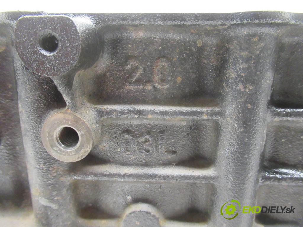 Audi A4 B8    SEDAN 4D 2.0TDI 120KM 08-15  Blok Motor CAGC (Blok motora)