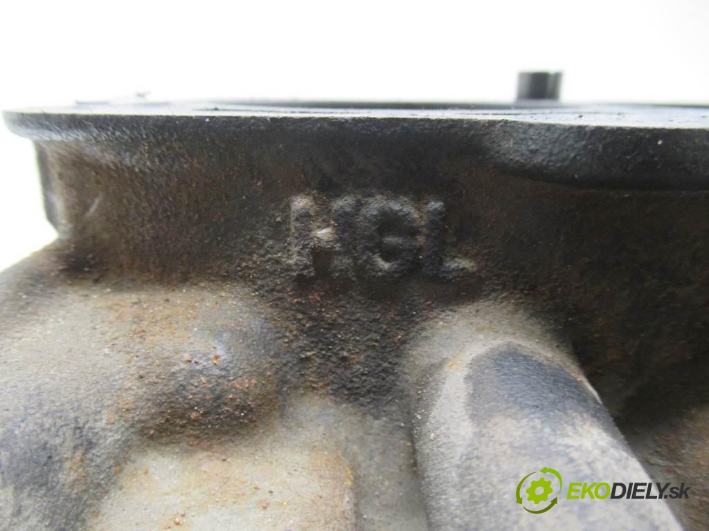 Audi A4 B8    SEDAN 4D 2.0TDI 120KM 08-15  Blok Motor CAGC (Blok motora)