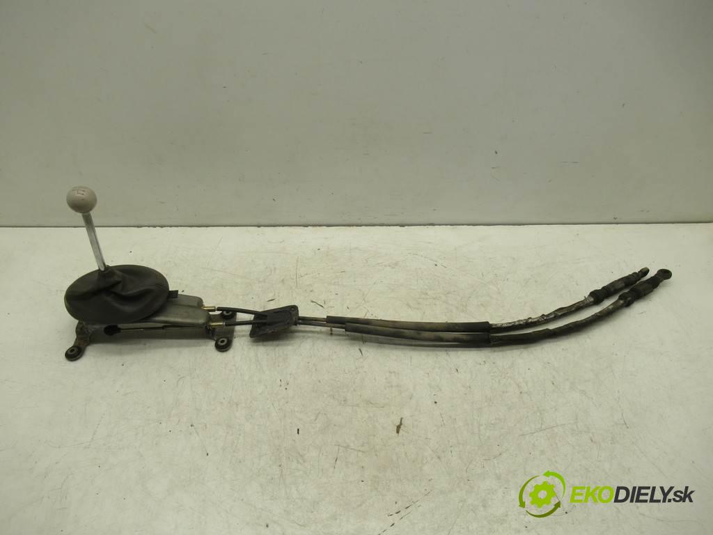 Chrysler PT Cruiser  2002  2.2CRD 121KM 00-06 2200 Kulisa - -  (Rýchlostné páky / kulisy)