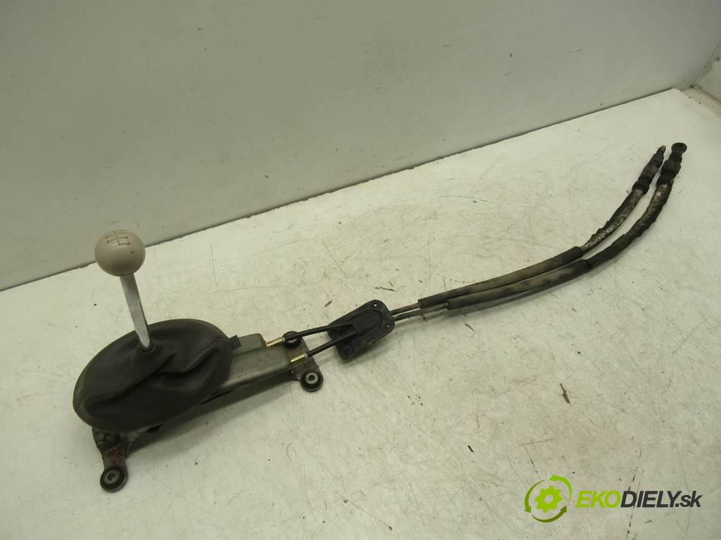 Chrysler PT Cruiser  2002  2.2CRD 121KM 00-06 2200 Kulisa - -  (Rýchlostné páky / kulisy)