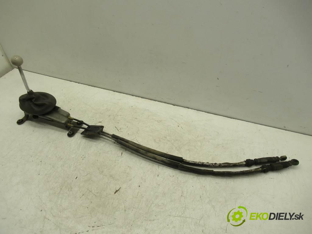 Chrysler PT Cruiser  2002  2.2CRD 121KM 00-06 2200 Kulisa - -  (Rýchlostné páky / kulisy)