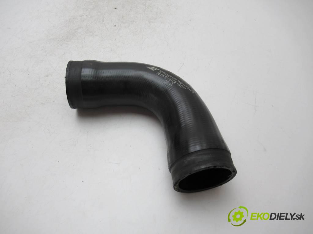 Seat Alhambra    1.9TDI  Rúra hadice turba 7M0145840B (Hadice intercoolera)