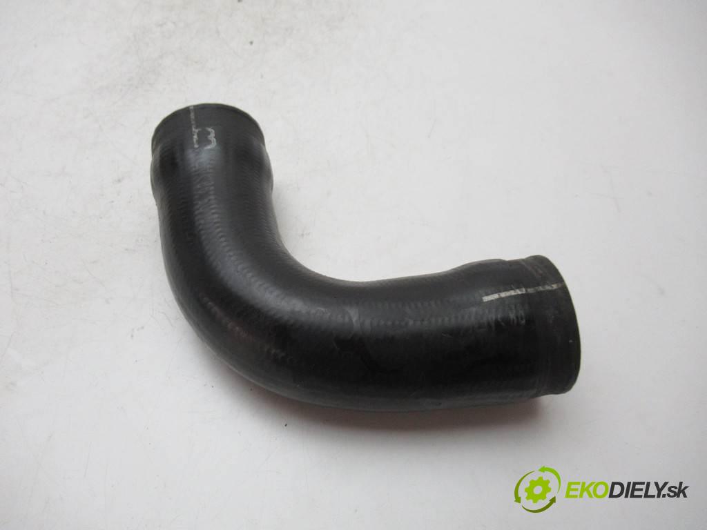 Seat Alhambra    1.9TDI  Rúra hadice turba 7M0145840B (Hadice intercoolera)