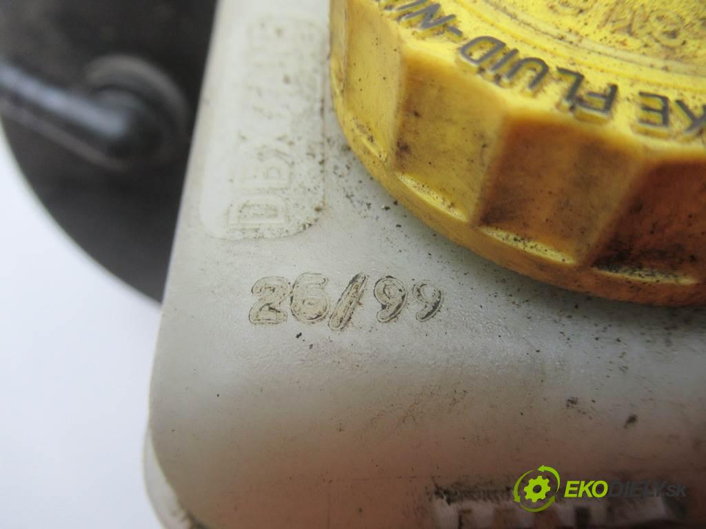 Volkswagen Golf IV  1999 55 kW HATCHBACK 5D 1.4B 75KM 97-03 1400 Posilovač Pumpa brzdová  (Posilňovače bŕzd)