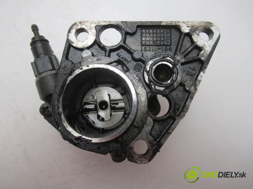 Peugeot Partner LIFT  2003 51 kW 1.9D 69KM 02-08 1900 pumpa vakuová MM101706