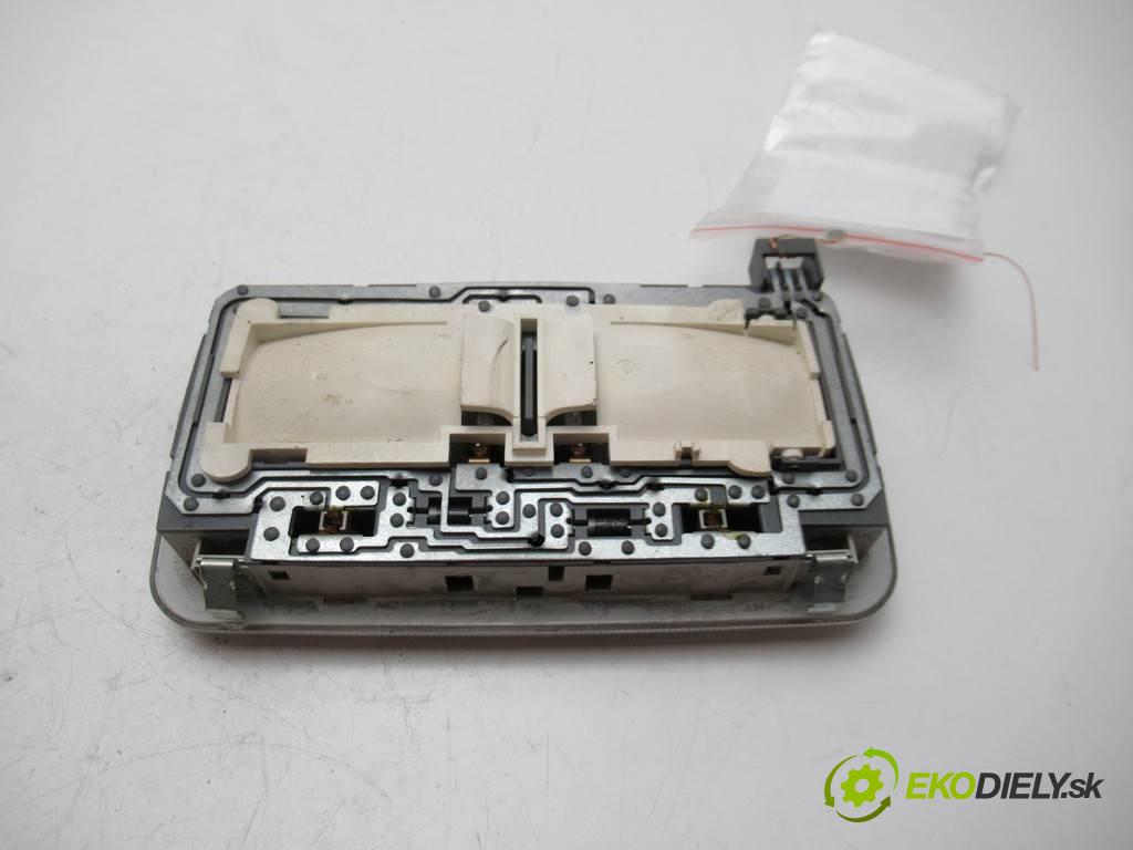 Fiat Bravo II  2010  HATCHBACK 5D 1.9JTD Multijet 120KM 07-14 1910 světlo stropní 735507762 735244963 (Osvětlení interiéru)