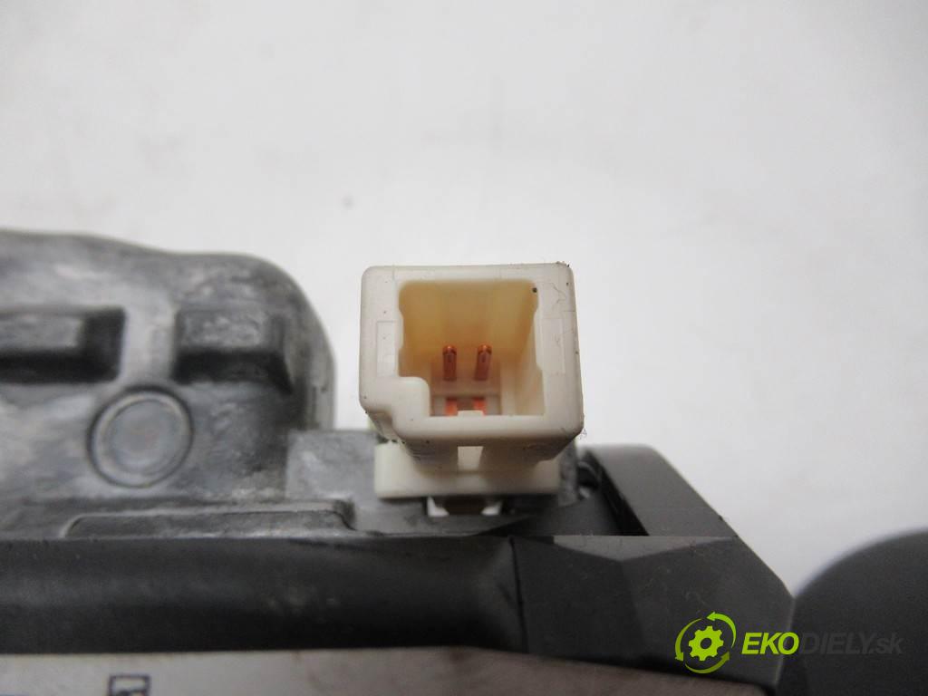 Toyota Yaris III  2014  HATCHBACK 5D 1.0VVTI 69KM 11-14 1000 spínačka 89783-0D051 (Spínací skříňky a klíče)