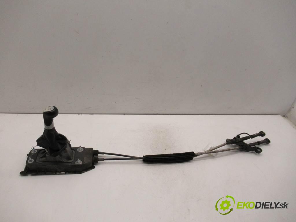 Skoda Roomster  2007  1.9TDI 105KM 06-10 1900 Kulisa - - 9Q0711061E (Rýchlostné páky / kulisy)