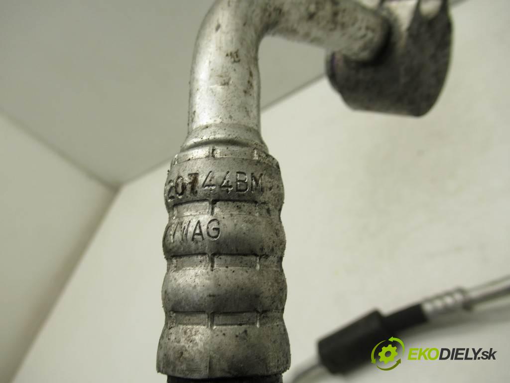 Skoda Roomster    1.9TDI 105KM 06-10  rúrka klimatizácie  (Rúrky klimatizácie)