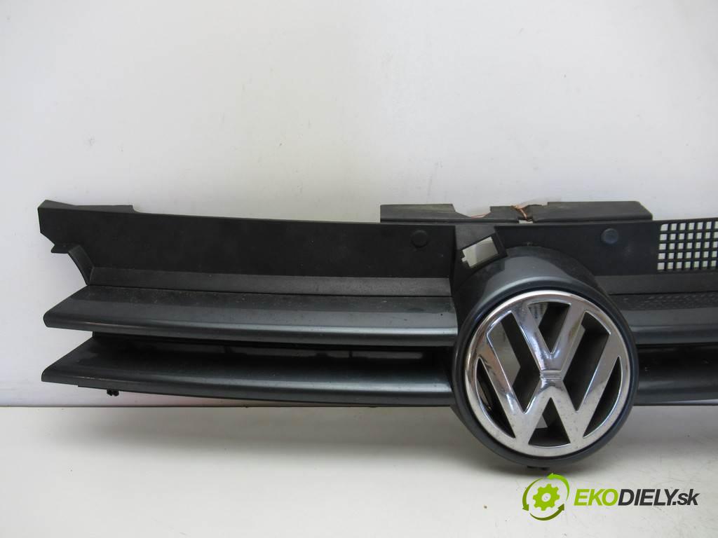 Volkswagen Golf IV  2003  KOMBI 5D 1.9TDI 101KM 97-03 1900 Mriežka maska 1J0853651H (Mriežky, masky)