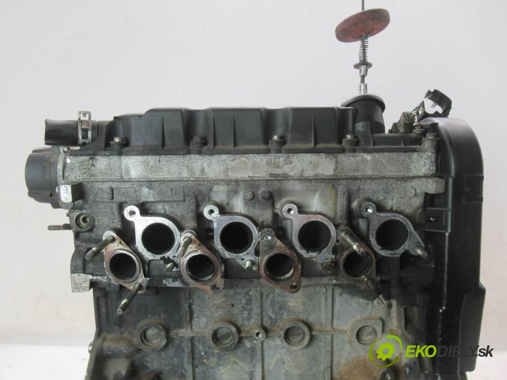 Citroen Xsara Picasso  2001 66 kW 2.0HDI 90KM 99-04 2000 Motor RHY (Motory (kompletné))
