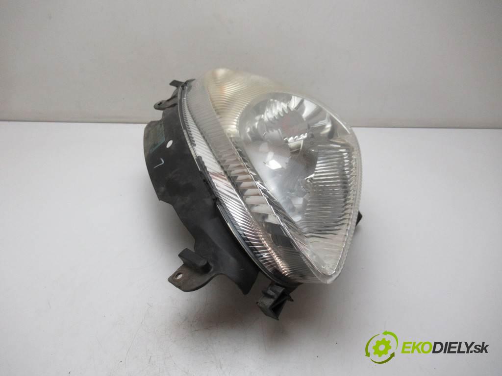 Citroen Xsara Picasso  2000 85 kW 1.8B 115KM 99-04 1800 světlomet levý