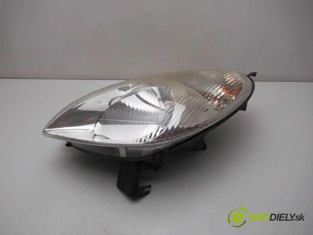 Citroen Xsara Picasso  2000 85 kW 1.8B 115KM 99-04 1800 světlomet levý