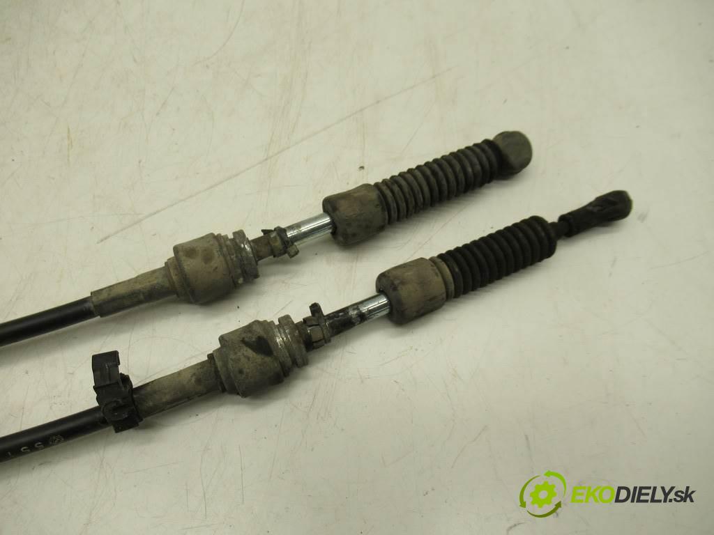 Alfa Romeo 147  2004  HATCHBACK 5D 1.9JTD 140KM 00-10 1900 Kulisa - - 55347086 (Rýchlostné páky / kulisy)