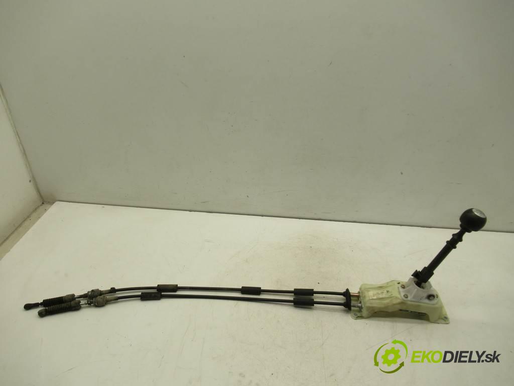 Alfa Romeo 147  2004  HATCHBACK 5D 1.9JTD 140KM 00-10 1900 Kulisa - - 55347086 (Rýchlostné páky / kulisy)