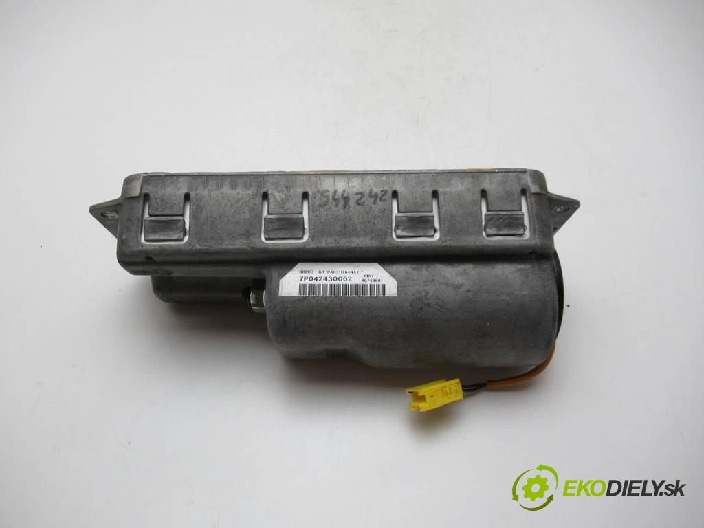 Alfa Romeo 147  2004  HATCHBACK 5D 1.9JTD 140KM 00-10 1900 AirBag - spolujazdca 46748661 (Airbagy)