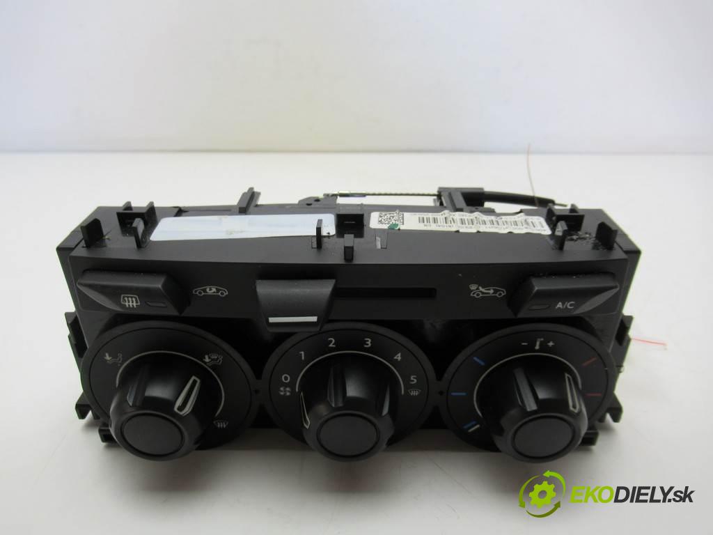 Citroen C3 II  2011 54 kW VTR+ HATCHBACK 5D 1.4B 73KM 09-16 1360 Panel ovládania kúrenia 400018005 (Prepínače, spínače, tlačidlá a ovládače kúrenia)