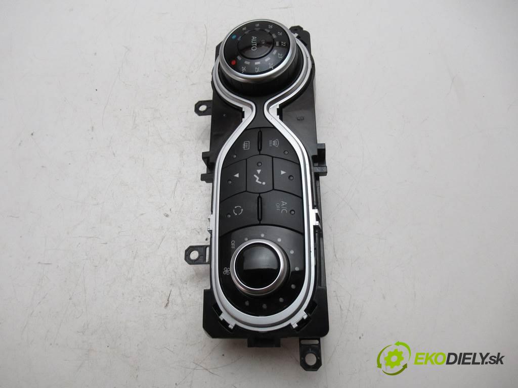 Renault Clio IV  2017 66 kW KOMBI 5D 0.9 TCE 76KM 12-19 898 Panel ovládania kúrenia 275105430R (Prepínače, spínače, tlačidlá a ovládače kúrenia)