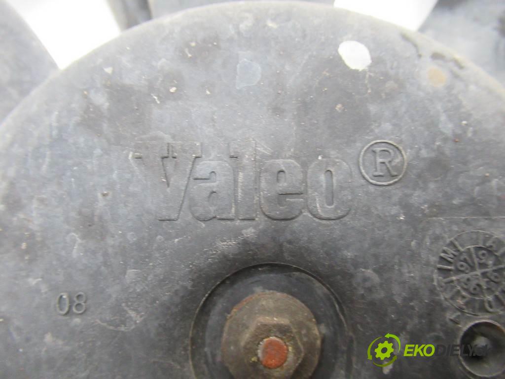 Volkswagen Passat B5  1997  SEDAN 4D 1.8B 125KM 96-01 1800 Ventilátor chladiča  (Ventilátory)