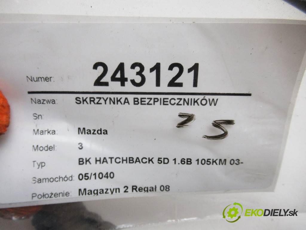 Mazda 3  2005  BK HATCHBACK 5D 1.6B 105KM 03-09 1600 skříňka poistková 3M5T-14A142-AB (Pojistkové skříňky)