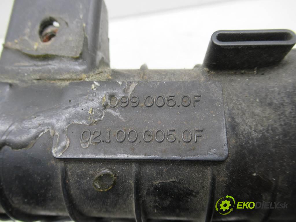 Nissan Terrano II  1995 91 kW 2.4B 124KM 93-06 2400 chladič vody 214100F521 (Chladiče vody)