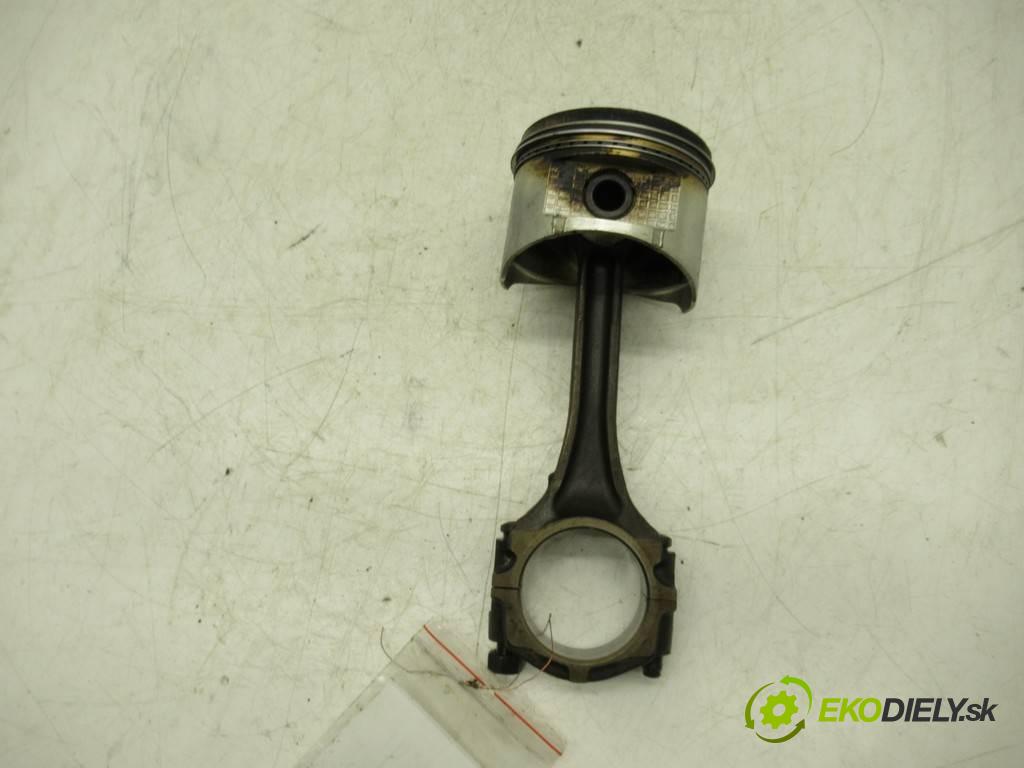 Nissan Terrano II    2.4B 124KM 93-06  piest - ojnica  (Piesty)