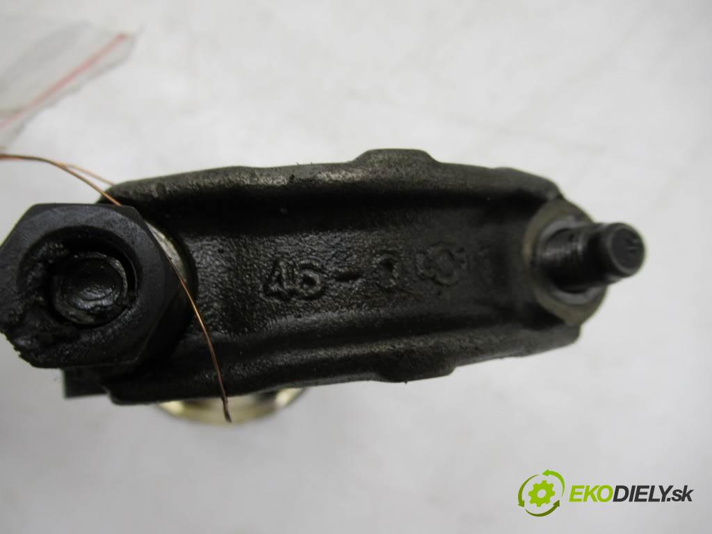 Nissan Terrano II    2.4B 124KM 93-06  piest - ojnica  (Piesty)