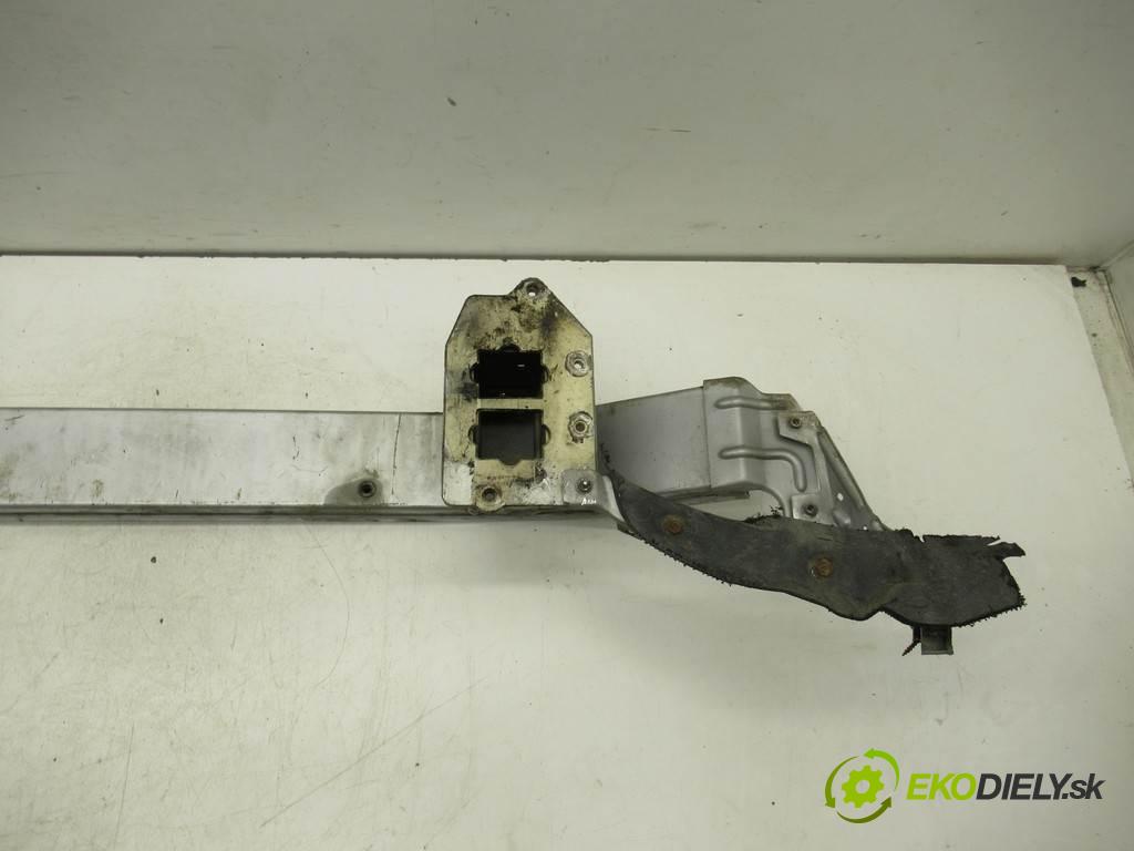 Mercedes-Benz W168  2002 70 kW 1.7CDI 95KM 97-04 1700 Výstuha nárazníka predný  (Výstuhy predné)