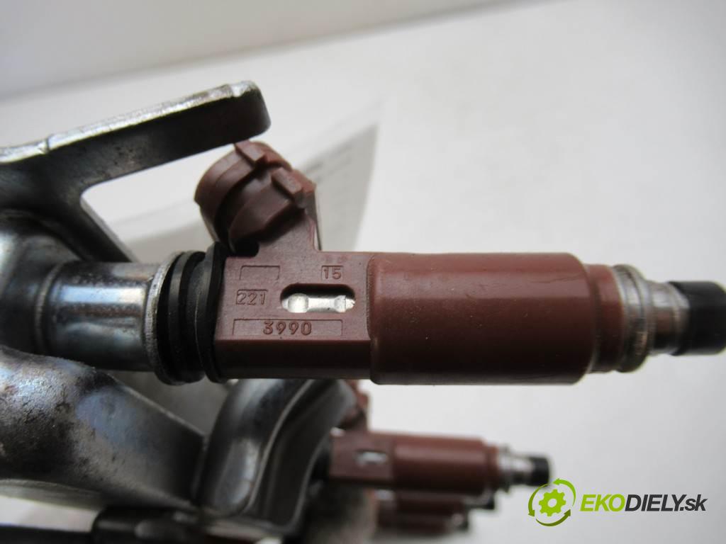 Suzuki Grand Vitara II  2007 78 kW 3D 1.6B 106KM 05-08 1600 Lišta vstrekovacia Vstrekovacie ventily  (Vstrekovacie lišty)