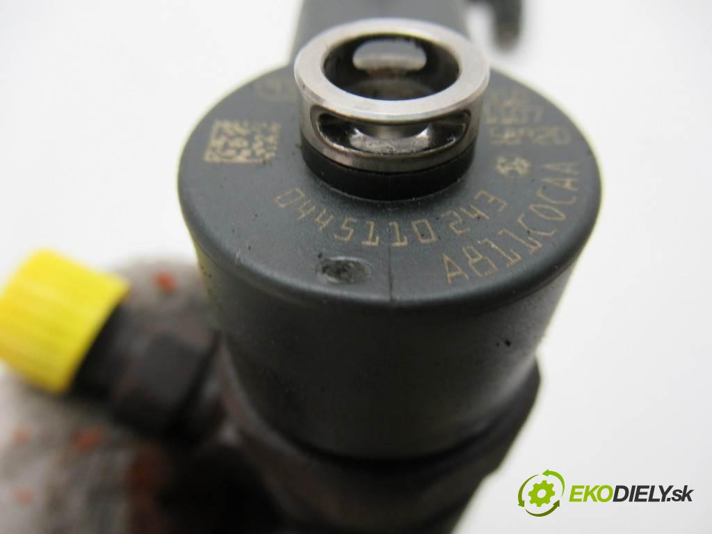 Saab 9-5 LIFT  2007  KOMBI 5D 1.9TID 150KM 05-09 1910 Vstrekovacie ventily 0445110243 (Vstrekovacie ventily)