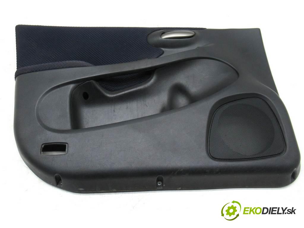 Fiat Stilo  2002 76 kW HATCHBACK 5D 1.6B 103KM 01-07 1600 čalúnenie Dvere predný ľavy tapacír  (Ostatné)