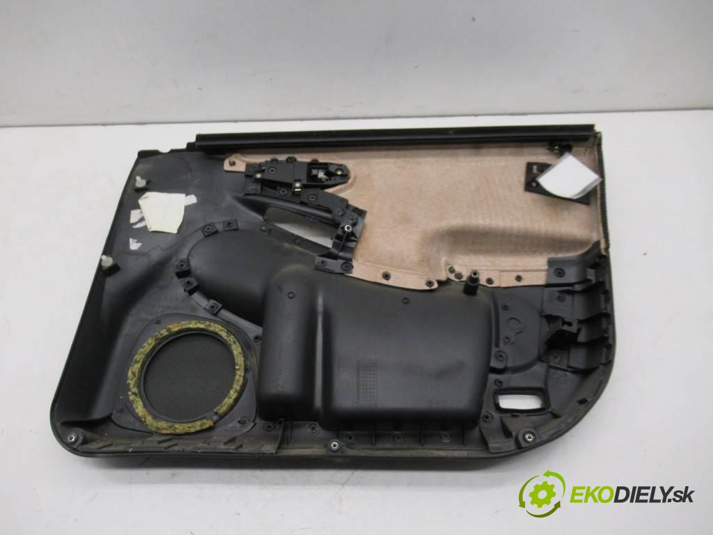 Fiat Stilo  2002 76 kW HATCHBACK 5D 1.6B 103KM 01-07 1600 čalúnenie Dvere predný ľavy tapacír  (Ostatné)