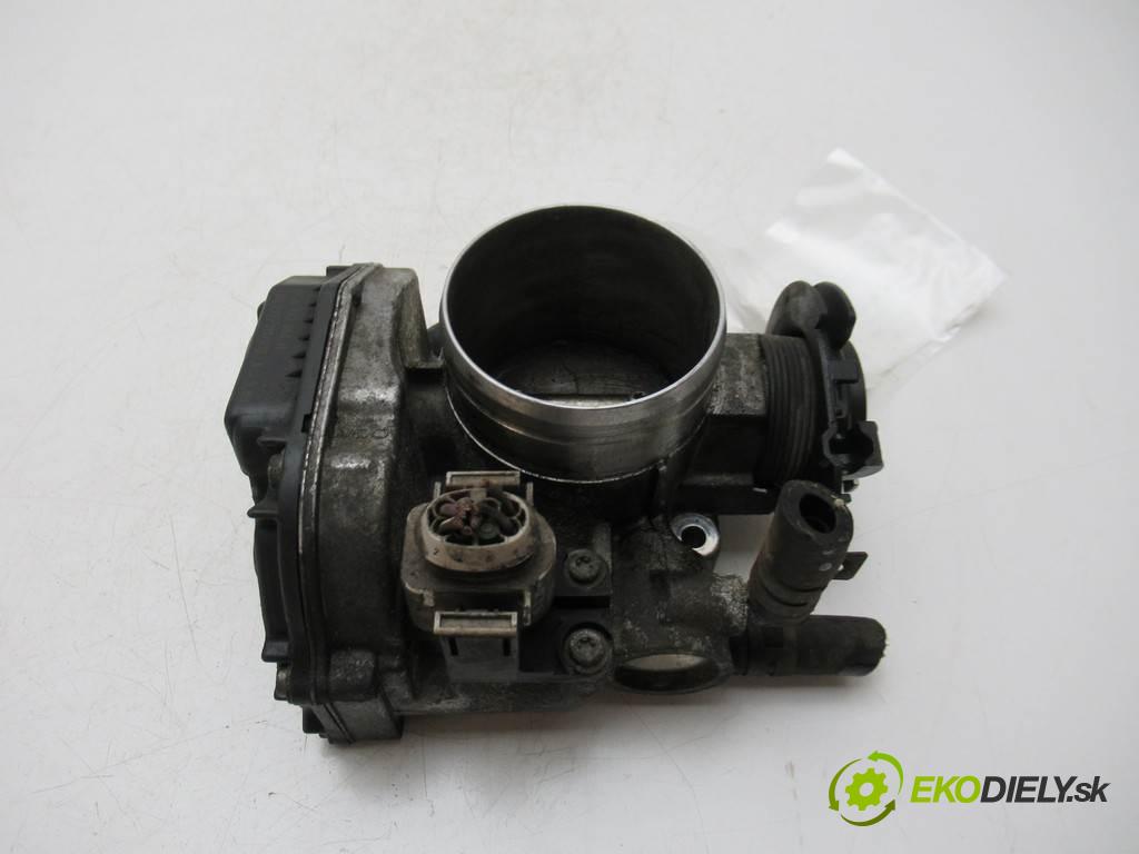 Volkswagen New Beetle  1999  HATCHBACK 3D 2.0B 115KM 97-05 2000 Škrtiaca klapka 06A133064H (Škrtiace klapky)