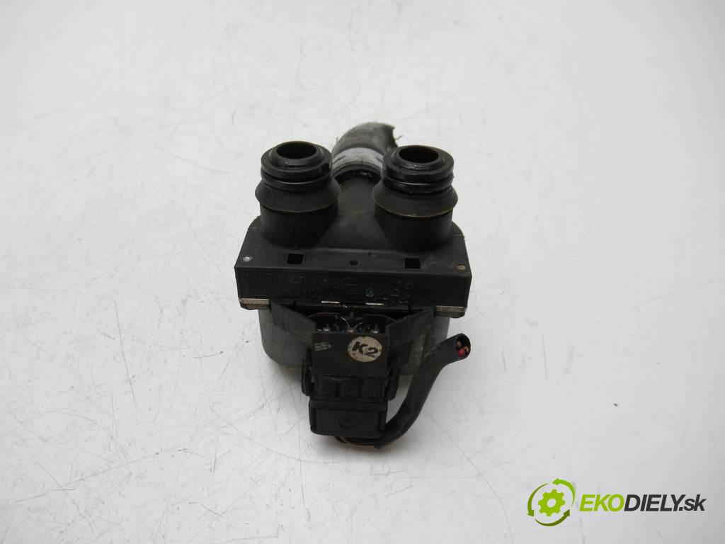 Mercedes-Benz W210    SEDAN 4D 2.3B 150KM 95-03  ventil topení 0018307784 (Ventily topení)