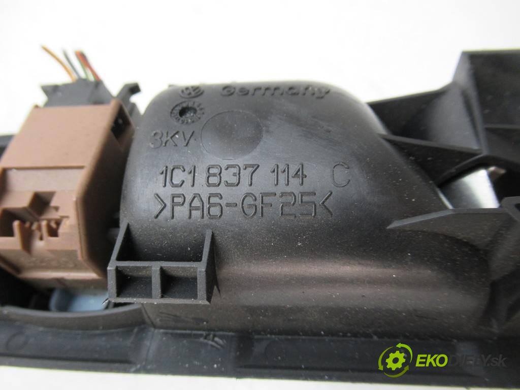 Volkswagen New Beetle  1999  HATCHBACK 3D 2.0B 115KM 97-05 2000 klika přední část pravá vnitřní 1C1837114C