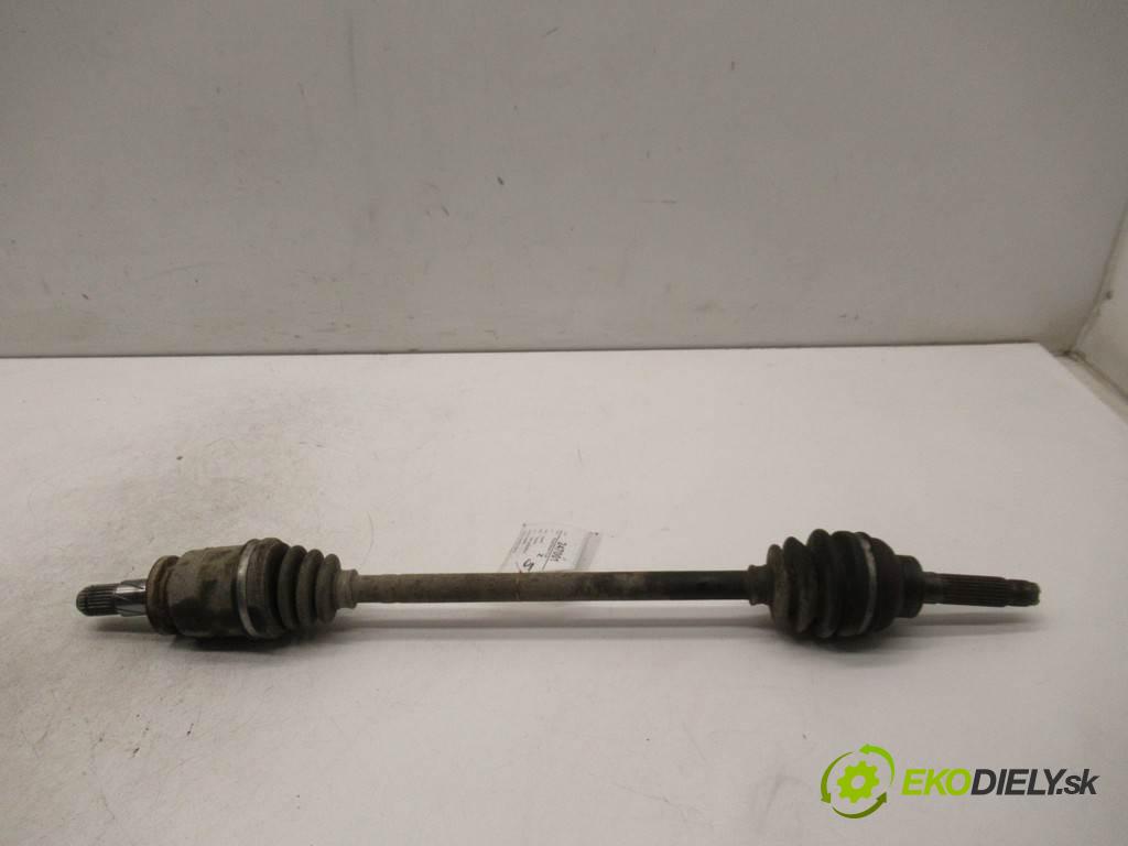 Subaru Forester  1999  2.0B 125KM 97-02 2000 poloos pravá zadní část
