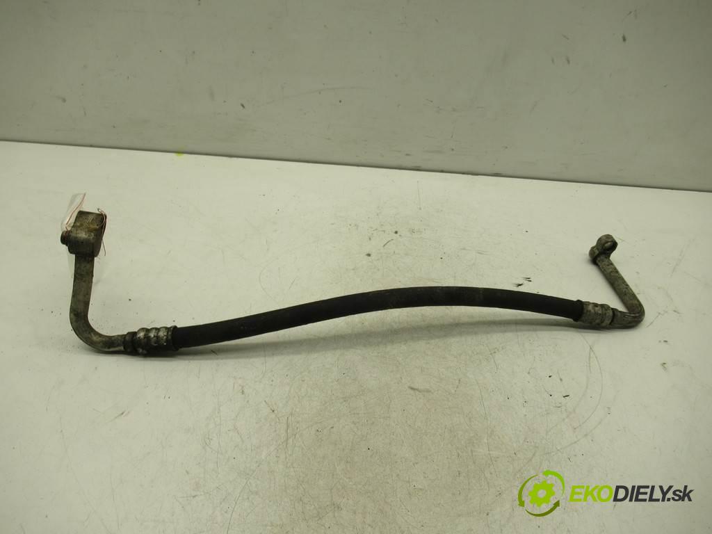 Skoda Octavia I LIFT    LIFTBACK 5D 1.9TDI 110KM 00-10  rúrka klimatizace 1J0820721T (Rozvody klimatizace)