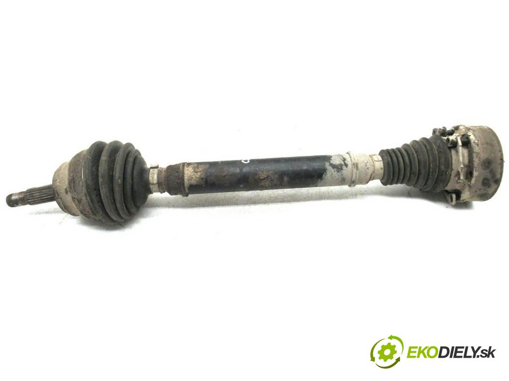 Volkswagen Golf III  1995 66 kw SYNCRO 4X4 1.8B 90KM 91-99 1800 Poloos pravá  (Poloosy)