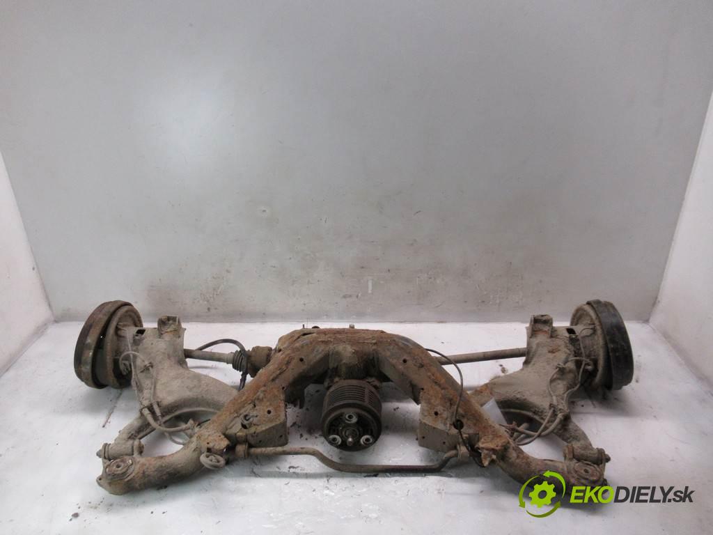 Volkswagen Golf III  1995 66 kw SYNCRO 4X4 1.8B 90KM 91-99 1800 zadná Výstuha komplet Most