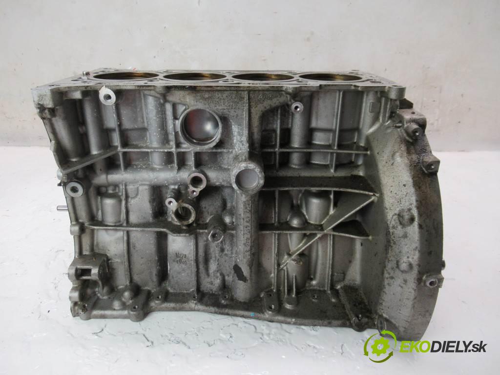 Mercedes-Benz A W176    HATCHBACK 5D 1.6B 102KM 12-18  Blok Motor R2700106100 270910 (Blok motora)