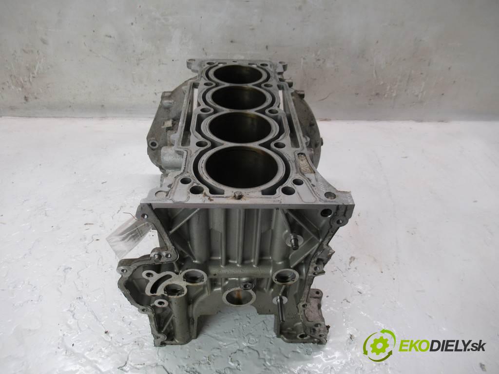 Mercedes-Benz A W176    HATCHBACK 5D 1.6B 102KM 12-18  Blok Motor R2700106100 270910 (Blok motora)