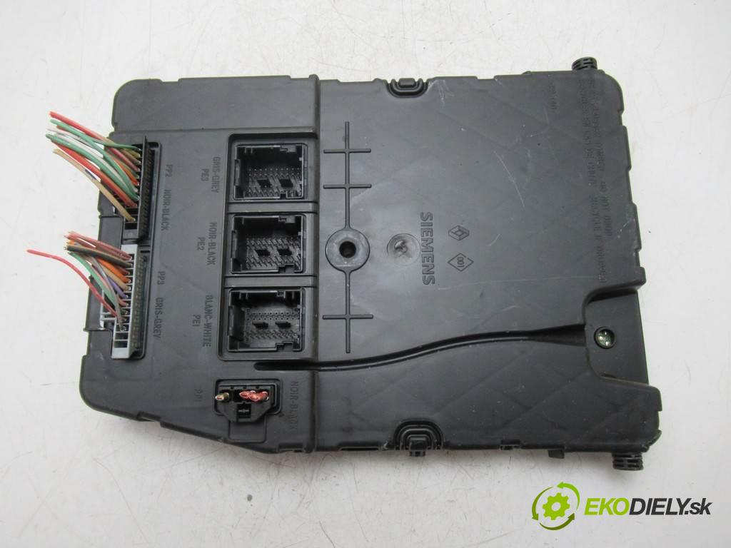 Renault Scenic II    1.9DCI 125KM 03-06  Modul UCH 8200306434 (Ostatné)