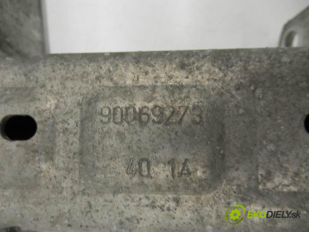 Peugeot 308 II SW  2014  T9 KOMBI 5D 2.0HDI 150KM 13- 1997 Výstuha nárazníka zad  (Výstuhy zadné)