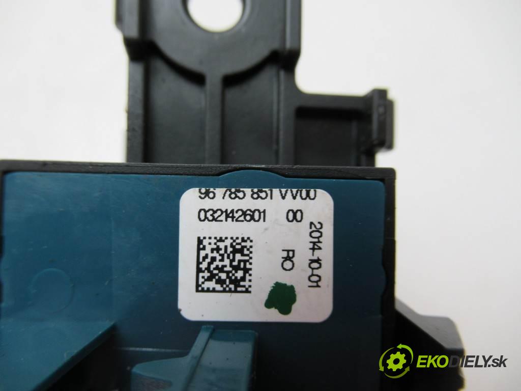 Peugeot 308 II SW    T9 KOMBI 5D 2.0HDI 150KM 13-  Prepínač brzdy ručnej brzdy 96785851VV00 (Prepínače, spínače, tlačidlá a ovládače kúrenia)