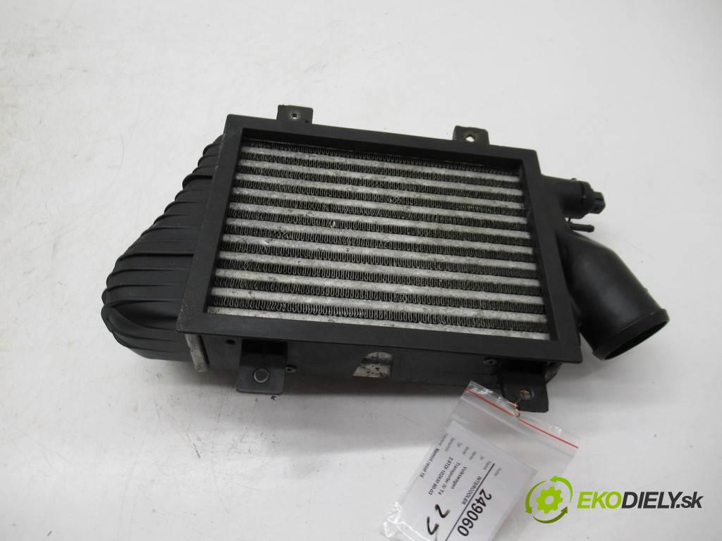 Volkswagen Transporter IV T4    2.5TDI 102KM 90-03  intercooler  (Intercoolery (chladiče nasávaného vzduchu))