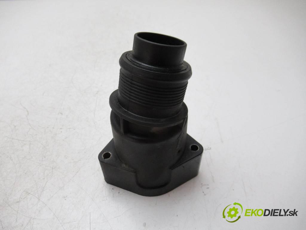 Volkswagen Crafter  2012  LIFT 2.0TDI 109KM 11-16 2000 Rúra hadice turba 03L131111R (Hadice intercoolera)