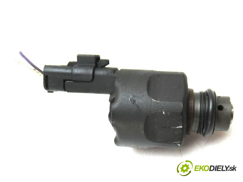 Peugeot 407 SW    KOMBI 5D 2.0HDI 136KM 04-11  Regulátor tlaku paliva  (Ostatné)