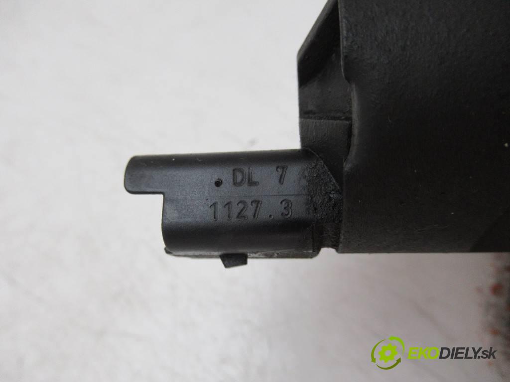 Peugeot 407 SW    KOMBI 5D 2.0HDI 136KM 04-11  Regulátor tlaku paliva  (Ostatné)